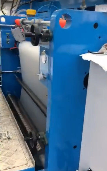 Máquina plástica automática de la laminación del carrete de película con la desenrolladora doble de la estación y Rewinder en azul y blanco 0